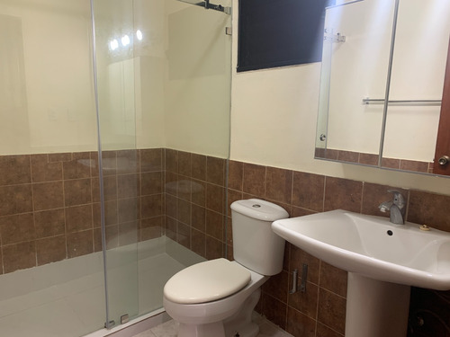 Apartamento En Venta Para Inversión Con Inquilino En El Vergel, Santo Domingo