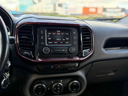 Fiat Toro Freedom 1.8 16V Flex Aut.