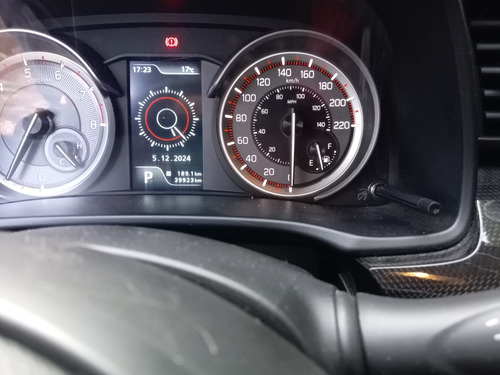 Suzuki ertiga xl7 1.5 Gls At