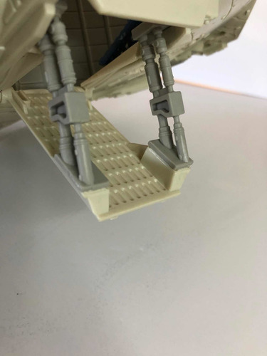 Remate Playskool Millenium Falcon Hasbro2001 Galactic Heroes (Usado)