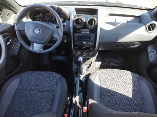 Imagen 12 de 14 de Renault Duster 2016 1.6 Ph2 4x2 Expression 110cv