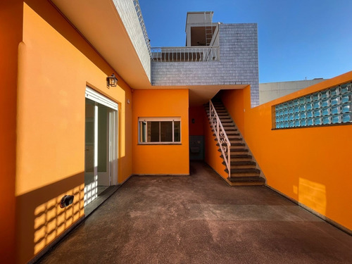 Imagen 14 de 22 de Gran Casa 4 Amb Con Patio Y Terraza Ubicada En Parque Chacabuco, Capital Federal, Buenos Aires