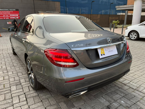 Mercedes-Benz Classe E 2.0 Avantgarde 4p