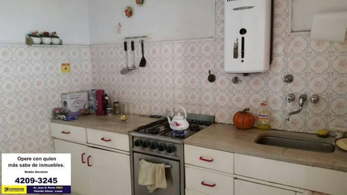 Imagen 4 de 10 de Casa 3 Ambientes En Venta