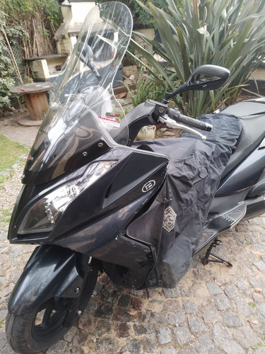 Imagen 10 de 12 de Kymco Downtown 300i