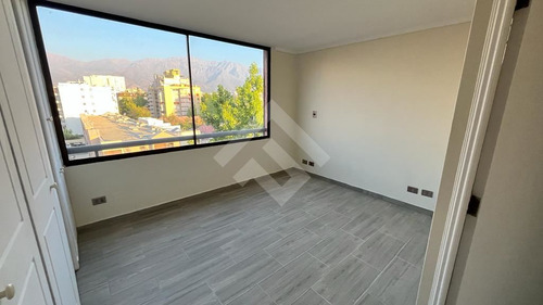 Departamento En Arriendo De 2 Dorm, 2 Baños En Ñuñoa