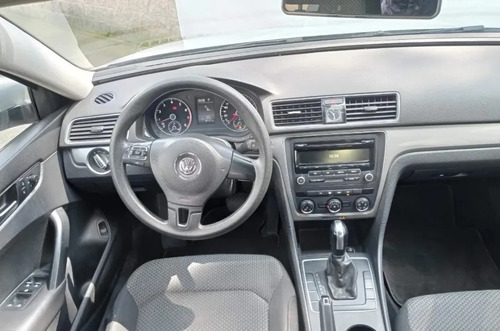 Imagen 7 de 8 de Vw Passat Comfort 2015 Plata Reflex Garantia