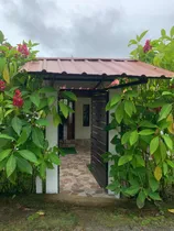 Comprar Casa Campestre En Quinta Vacacional Silanche Vía Los Bancos Con 3 Cuartos, 2 Baños, Parqueadero, Amoblado, Area Común, Piscina, Canchas, Serv Básicos, Con Terreno 1550 M2 Clima Cálido A 2hrs De Quito 