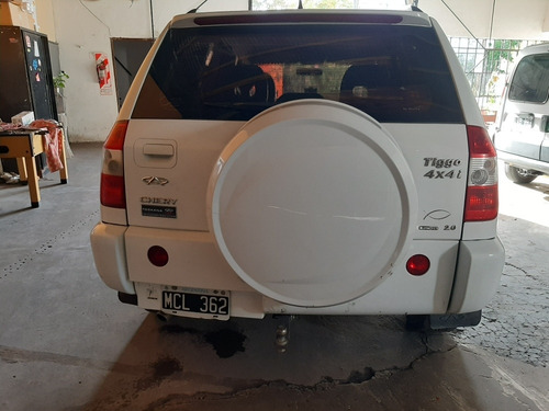 Imagen 4 de 15 de Chery Tiggo 2.0 F2 Luxury 4x4 138cv 2013