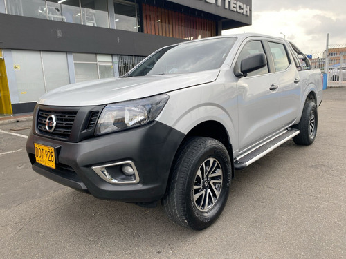 Nissan NP300 Frontier 2.5 L | TuCarro