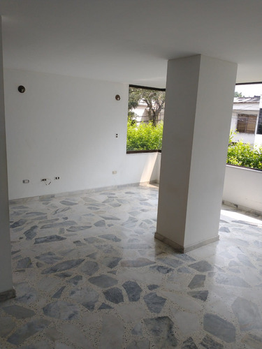 Venta Apartamento De 104.80mt2 En Panamericano, Sur De Cali 8519.