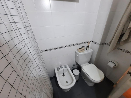 Imagen 10 de 11 de Departamento De 2 Ambientes En Venta En Once. Moderno
