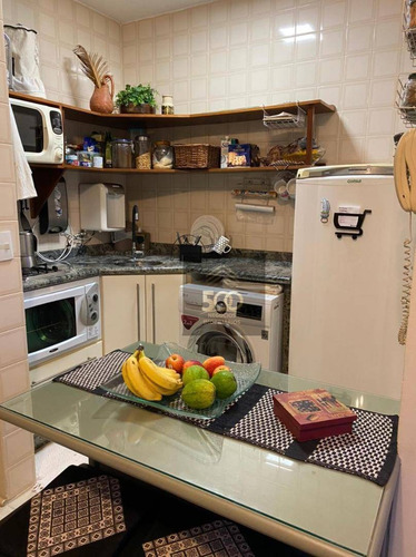 Imagem 1 de 11 de Kitnet À Venda, 27 M² Por R$ 230.000,00 - Centro - Florianópolis/sc - Kn0013