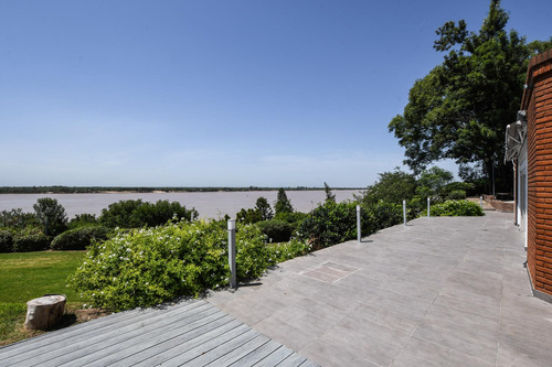 Lote Unico En Venta Sobre La Barranca En La Florida Rosario