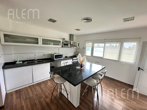 Casa En Venta En Barrio Privado San Eliseo Canning