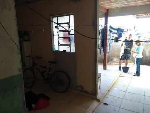 Casa À Venda Na Rua Mario Lucio Da Silva Araújo, Parque Das Perdizes, Cidade Nova, Iguaba Grande - Rj - Liv-9347