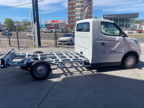 Imagen 10 de 17 de Maxus Edeliver 3 Chasis Cabina