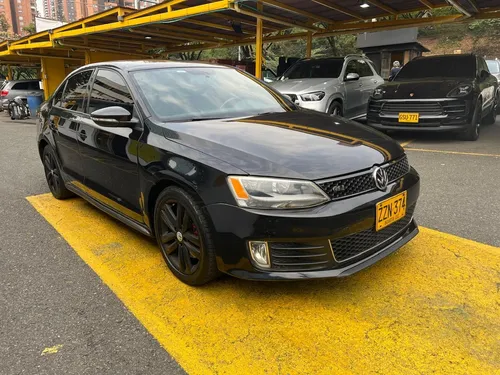 Volkswagen Jetta 2.0T Gli
