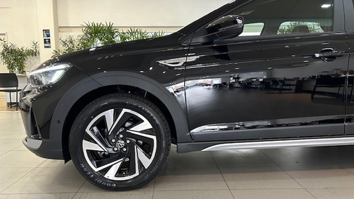 Volkswagen Nivus 1.0 200 TSI TOTAL FLEX HIGHLINE AUTOMÁTICO
