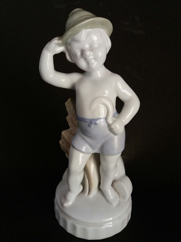 Antigua Figura De Porcelana Alemana