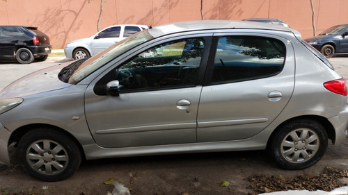 Pegeout 207