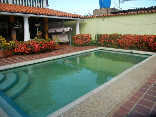 Imagen 10 de 12 de Re/max 2mil Vende Hermosa Casa Vía Playa El Agua - Isla De Margarita