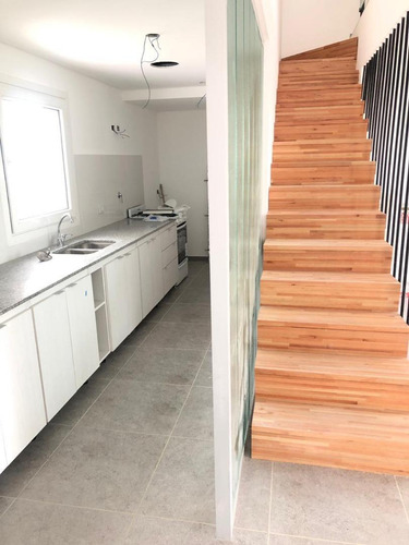 44 E/ 16 Y 17 - Duplex De 3 Dor