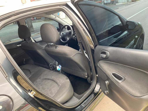 Imagem 3 de 15 de Peugeot 207 2011 1.4 Xr Flex 5p