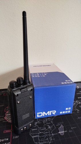 Handy Baofeng Dm-1701 5w Dmr Negro Vhf-uhf
