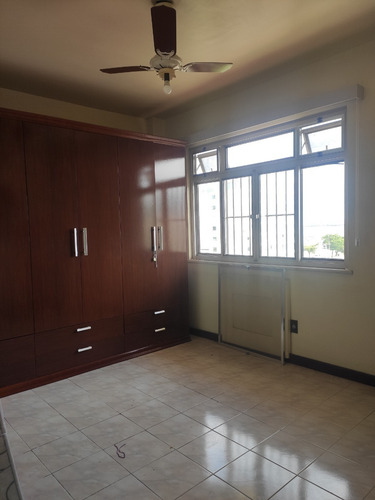 Imagem 2 de 15 de Apartamento 02 Quartos Com Dependência Em Parque Hotel Araruama