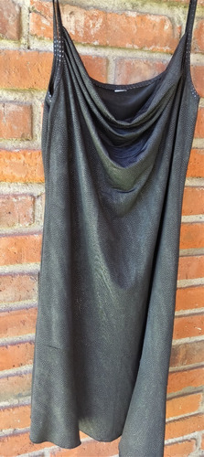 Vestido Negro Fiesta Tela Brillante Cuello Caido Diseño 