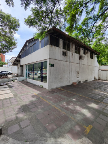 Terreno En Venta En Av. Principal De El Cafetal 1.100m2