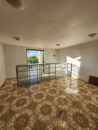 Arriendo Local Comercial 70 Mts.2 Y 2 Baños (90773)