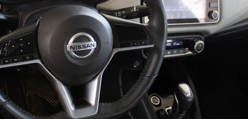 Imagen 2 de 8 de Nissan Versa 2020 1.6 Exclusive Navi At