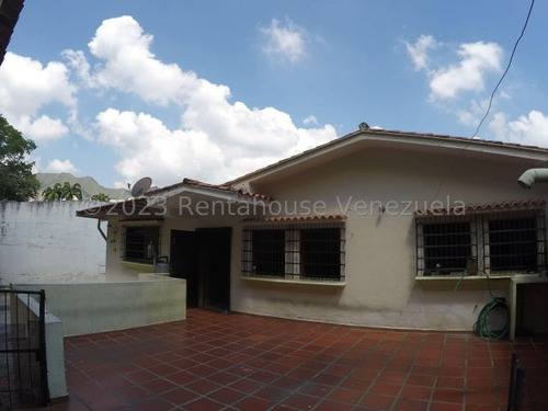 Amplia Casa Con Potencial Para Posada En Zona Norte Valles De Camoruco Valencia Carabobo 