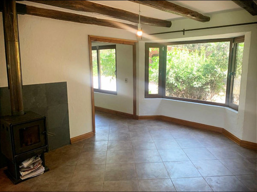 Parcela Con Casa En Sitio De 2000 Mts. Solida, Piscina Termp