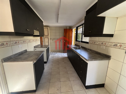 Casa En Bosques De Montemar Cercano A Av. Edmundo Eluchans