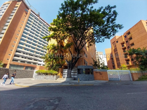 Ello Apartamento Duplex Listo Para Mudarse . En Venta En Urb. Campo Alegre Mb