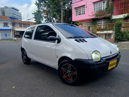 Renault Twingo 1.2 Access +