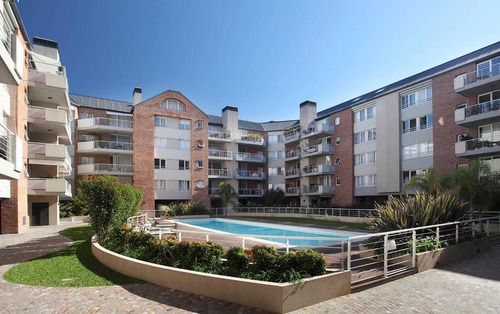 Imagen 2 de 14 de Departamento En Venta - San Isidro Central - San Isidro
