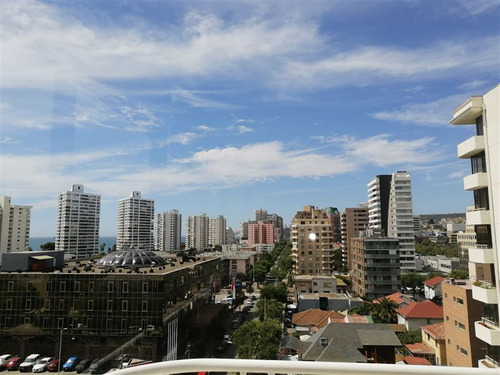 Departamento En Venta De 3 Dorm. En Viña Del Mar