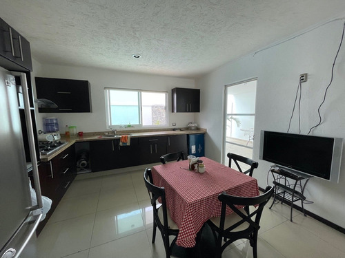 Imagen 6 de 30 de Casa En Venta En Juriquilla Con Alberca Propia