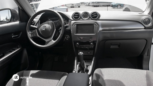 Imagen 10 de 15 de Suzuki Vitara 4x2 Mecánica Modelo 2023