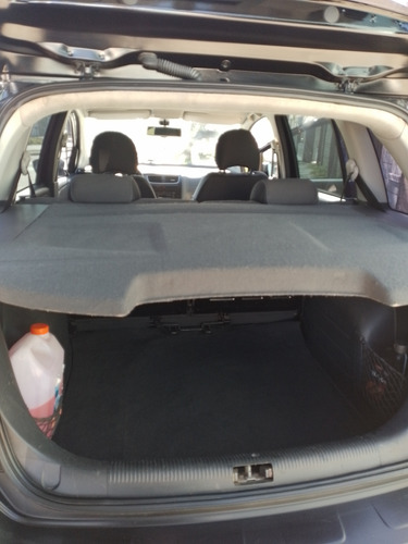 Volkswagen Suran Highline mod 2012