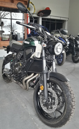 Imagen 4 de 5 de Yamaha Xsr 700 Verde ¡en Stock! Conces. Oficial Año 2017