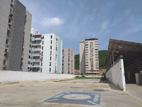 Imagen 12 de 14 de Galpon En Alquiler, Av. Intercomunal. Barcelona