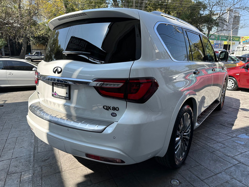 Infiniti QX80 5.6l Perfection 8 Pasajeros At