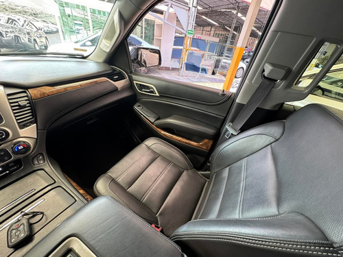 GMC Yukon 6.2 Denali V8 8 Vel At