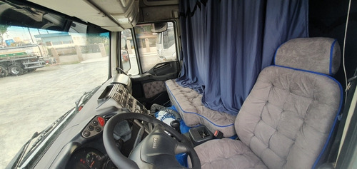 Imagem 3 de 5 de Iveco Stralis 420 6x2