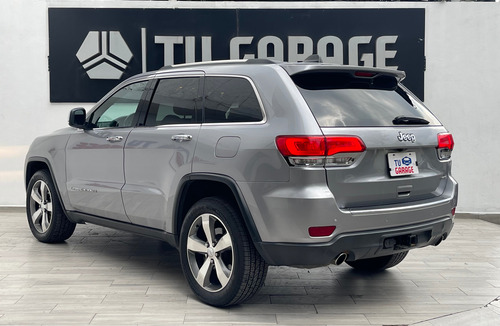 Jeep Grand Cherokee 3.6 Limited Lujo V6 4x2 At